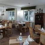 Haus Waldesruh Hotel