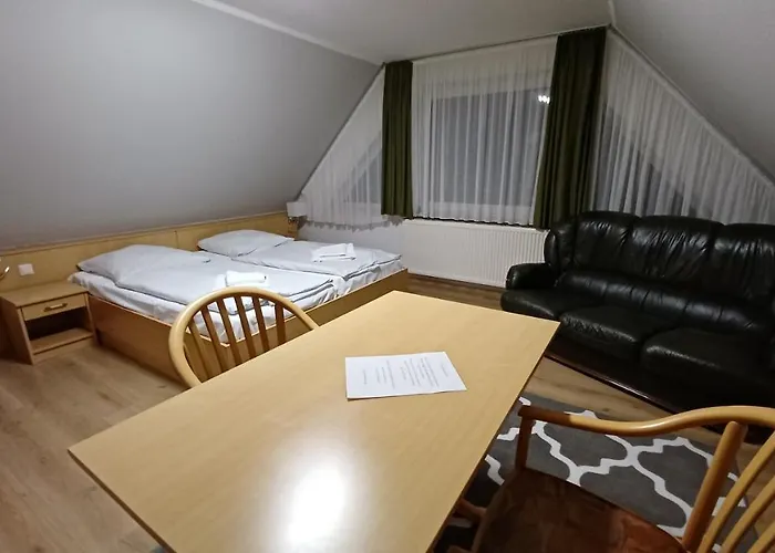 Haus Waldesruh ホテル ペータースドルフ